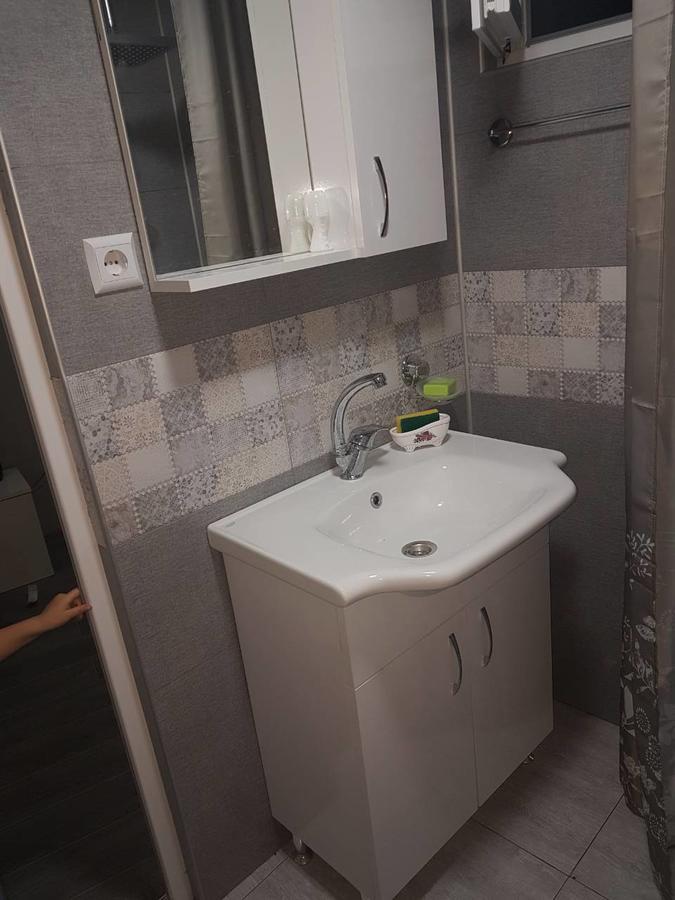 Larisa Apartment Тбилиси Екстериор снимка